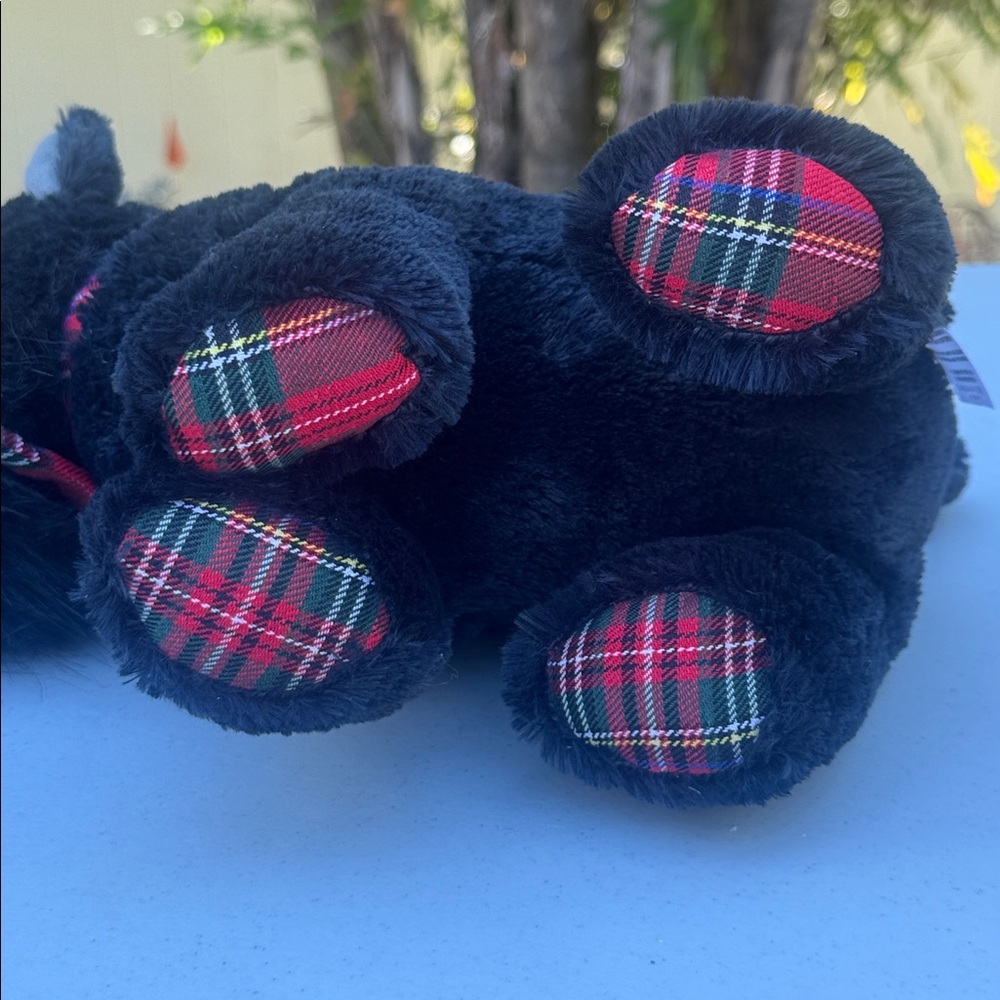 Pier One 1 Imports Black Scotty Dog Schnauzer PADEN Plush Plaid Paws NWT - Picture 3 of 4